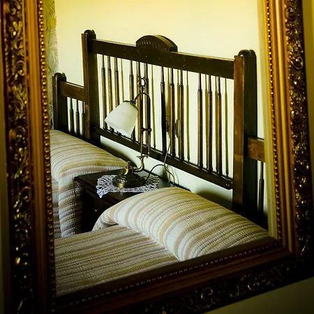 Masia Manonelles Biosca Room photo