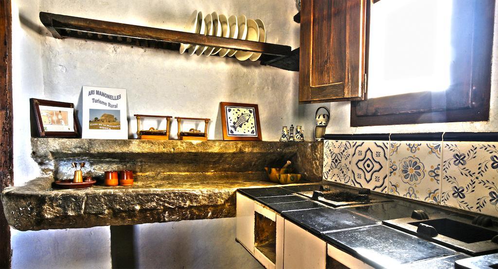 Holiday home Masia Manonelles Biosca
