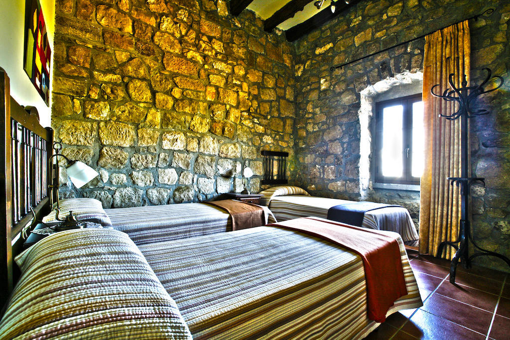 Holiday home Masia Manonelles